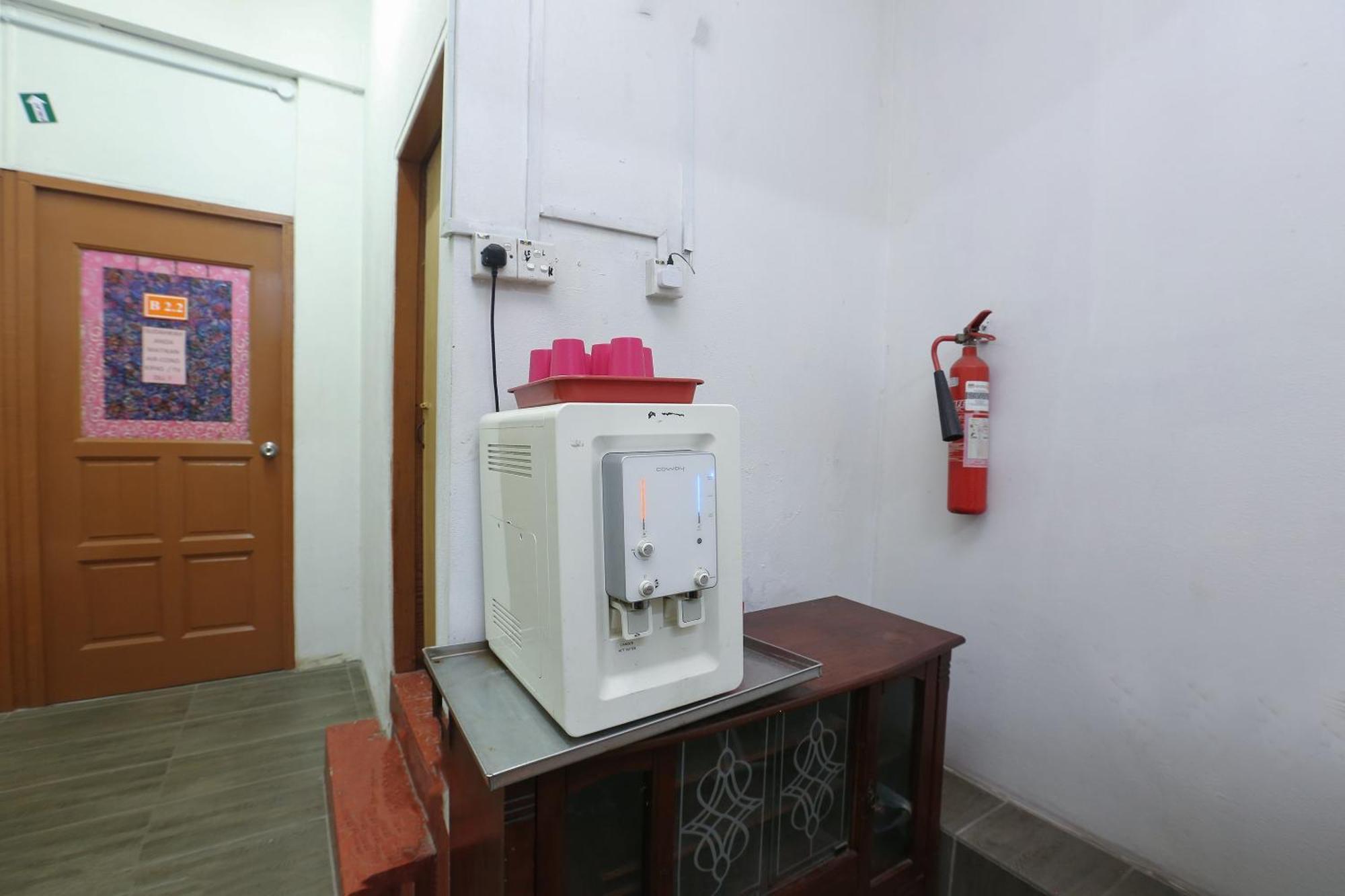 Oyo 89755 D&D Budget Inn Kota Bharu Buitenkant foto