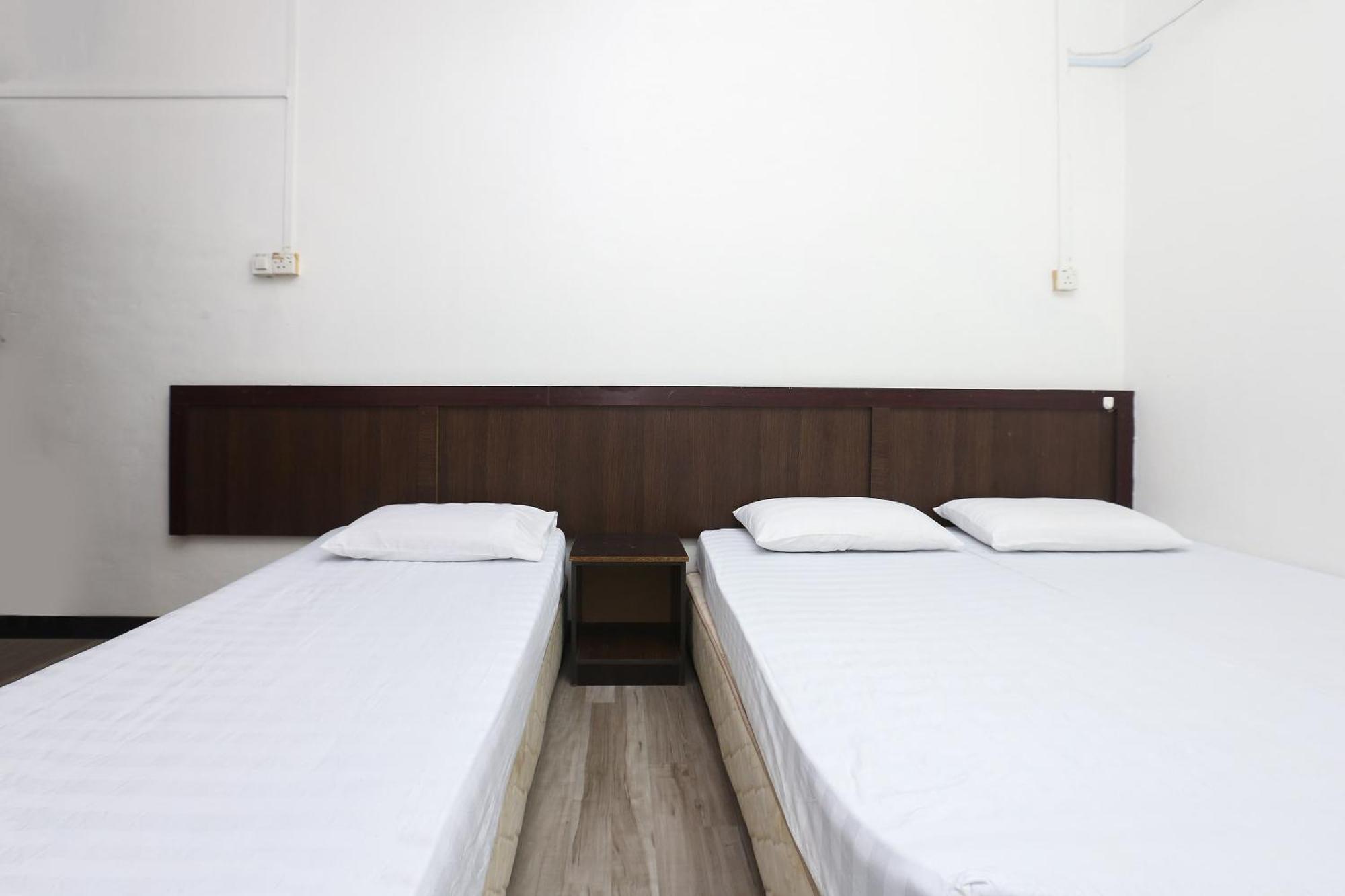 Oyo 89755 D&D Budget Inn Kota Bharu Buitenkant foto