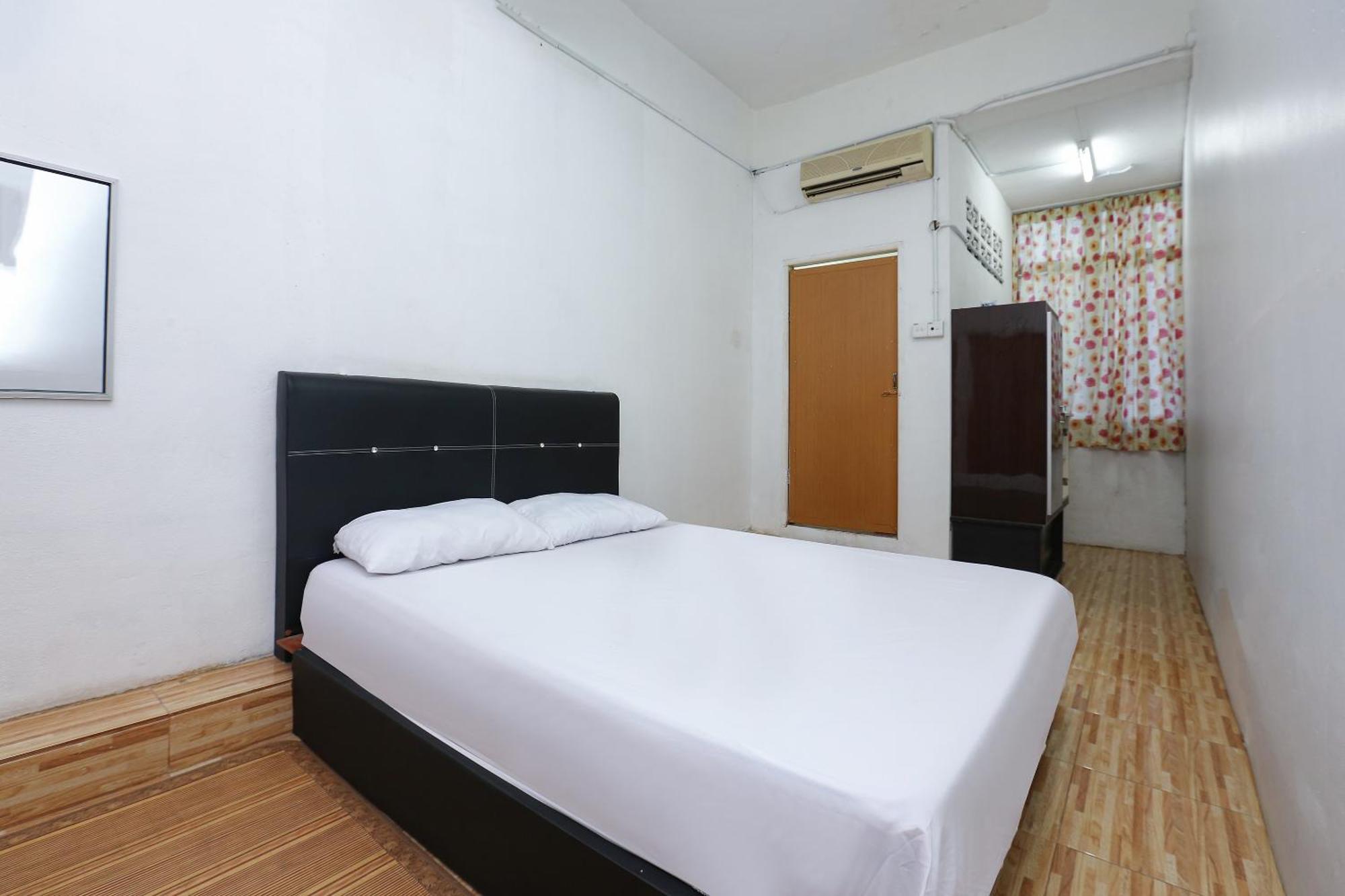 Oyo 89755 D&D Budget Inn Kota Bharu Buitenkant foto