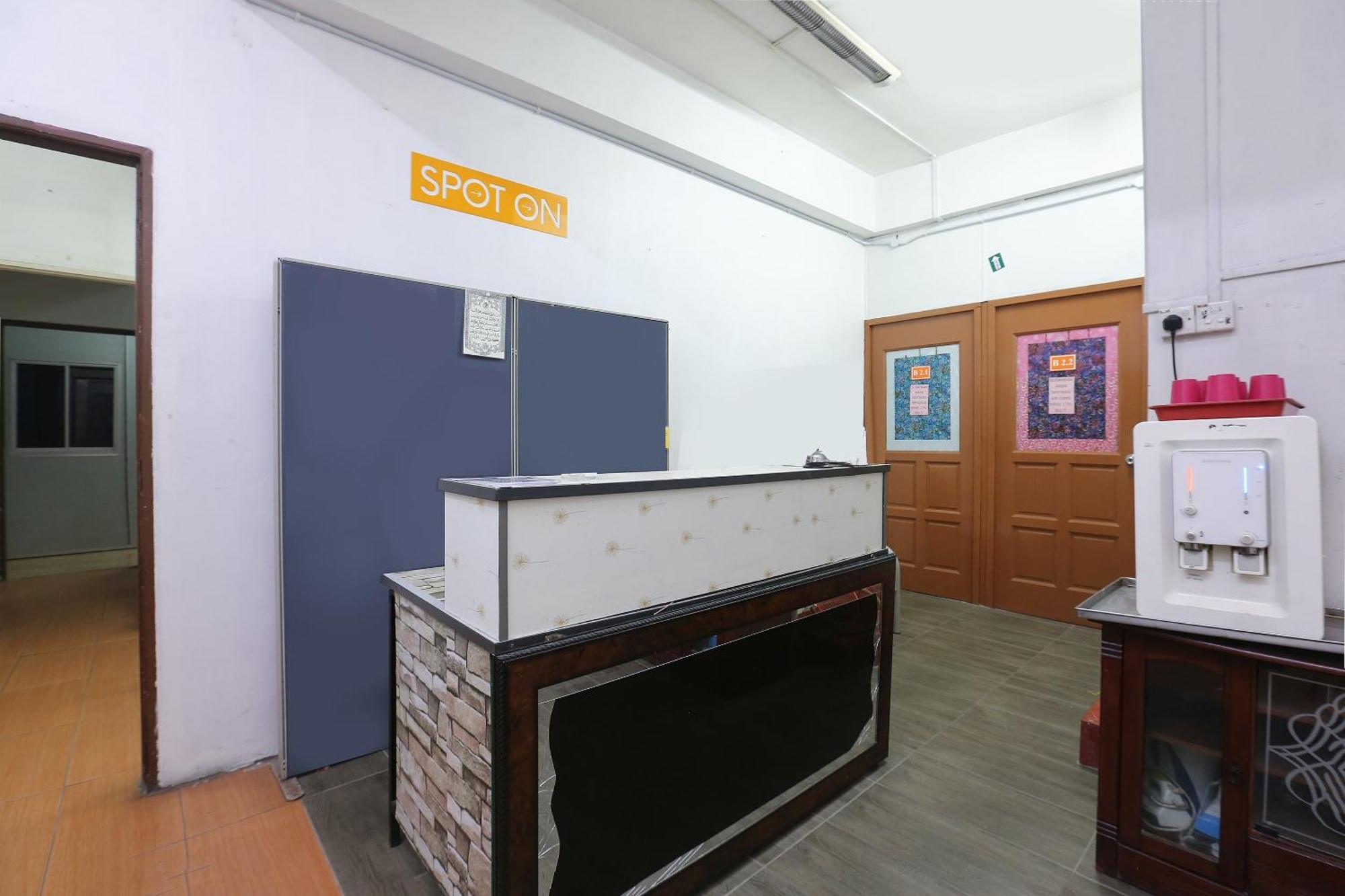 Oyo 89755 D&D Budget Inn Kota Bharu Buitenkant foto