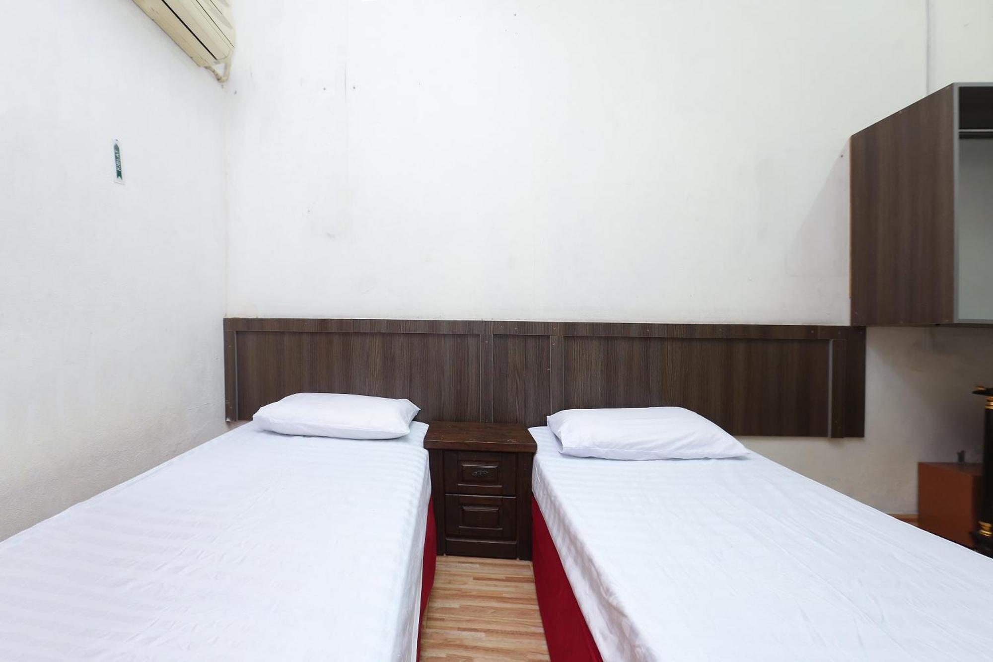 Oyo 89755 D&D Budget Inn Kota Bharu Buitenkant foto