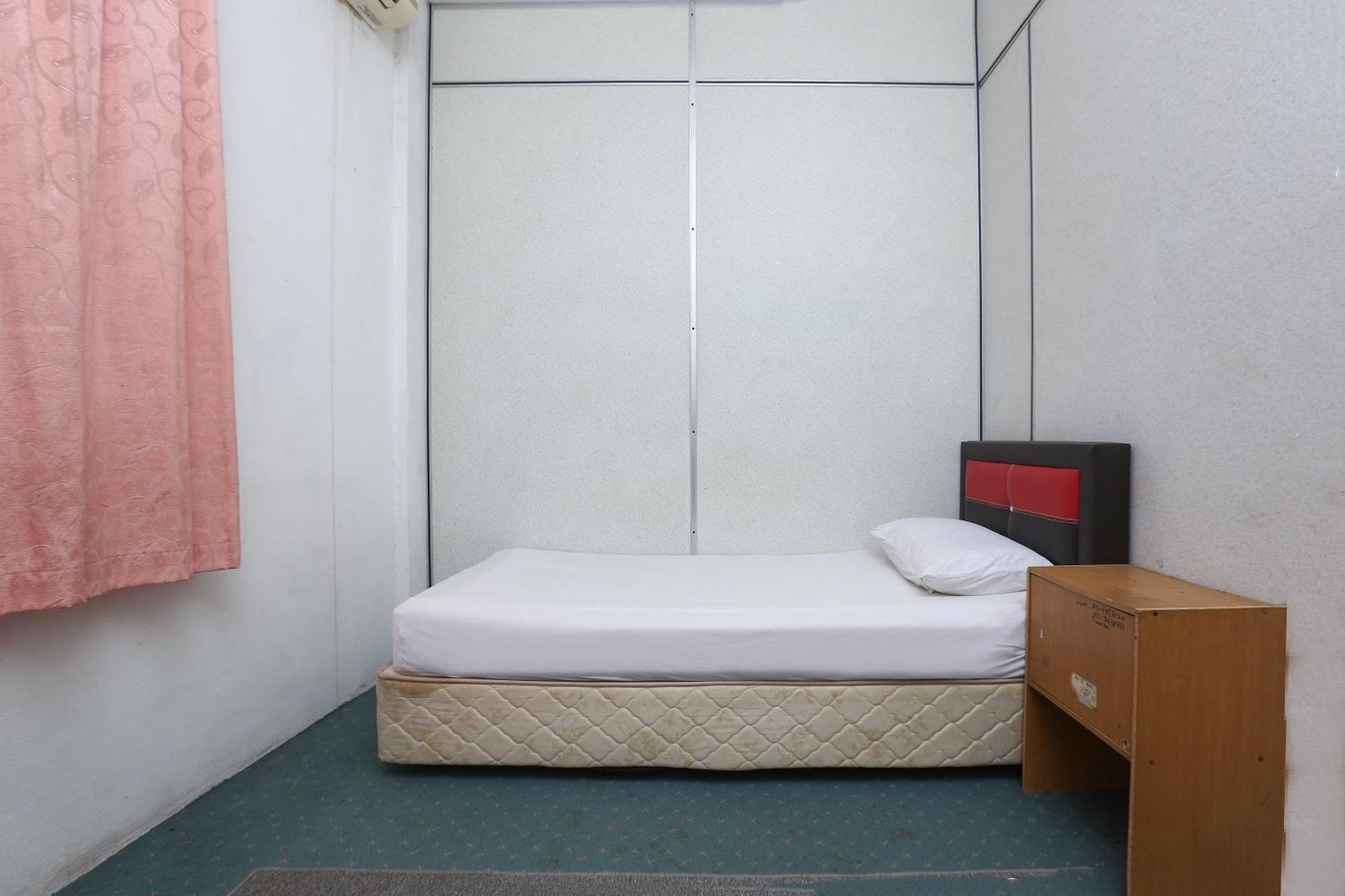 Oyo 89755 D&D Budget Inn Kota Bharu Buitenkant foto