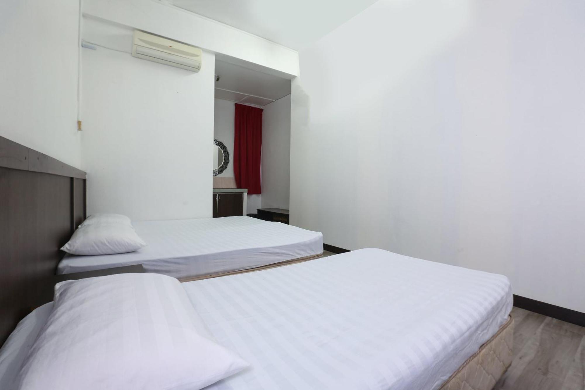 Oyo 89755 D&D Budget Inn Kota Bharu Buitenkant foto