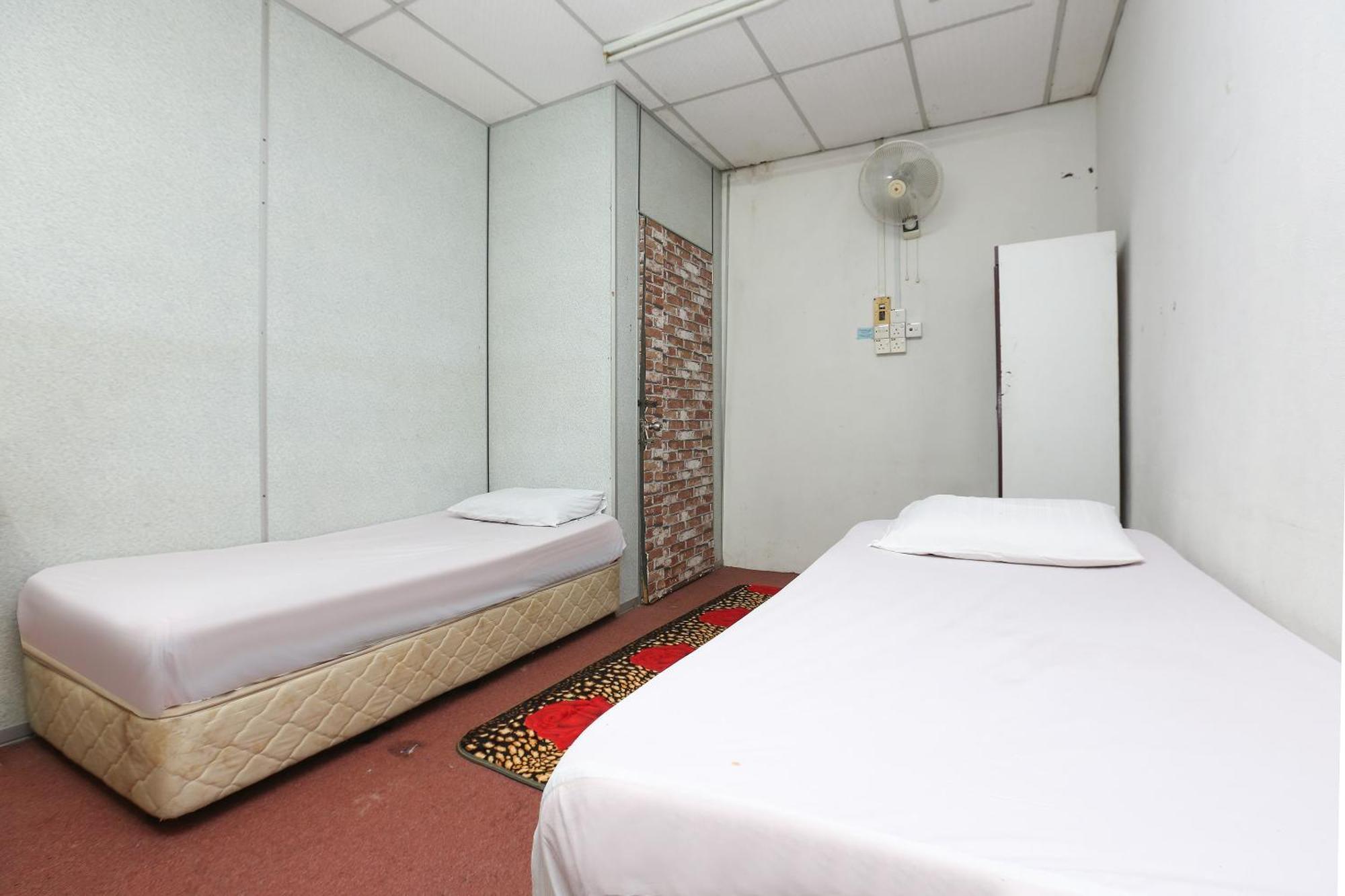 Oyo 89755 D&D Budget Inn Kota Bharu Buitenkant foto