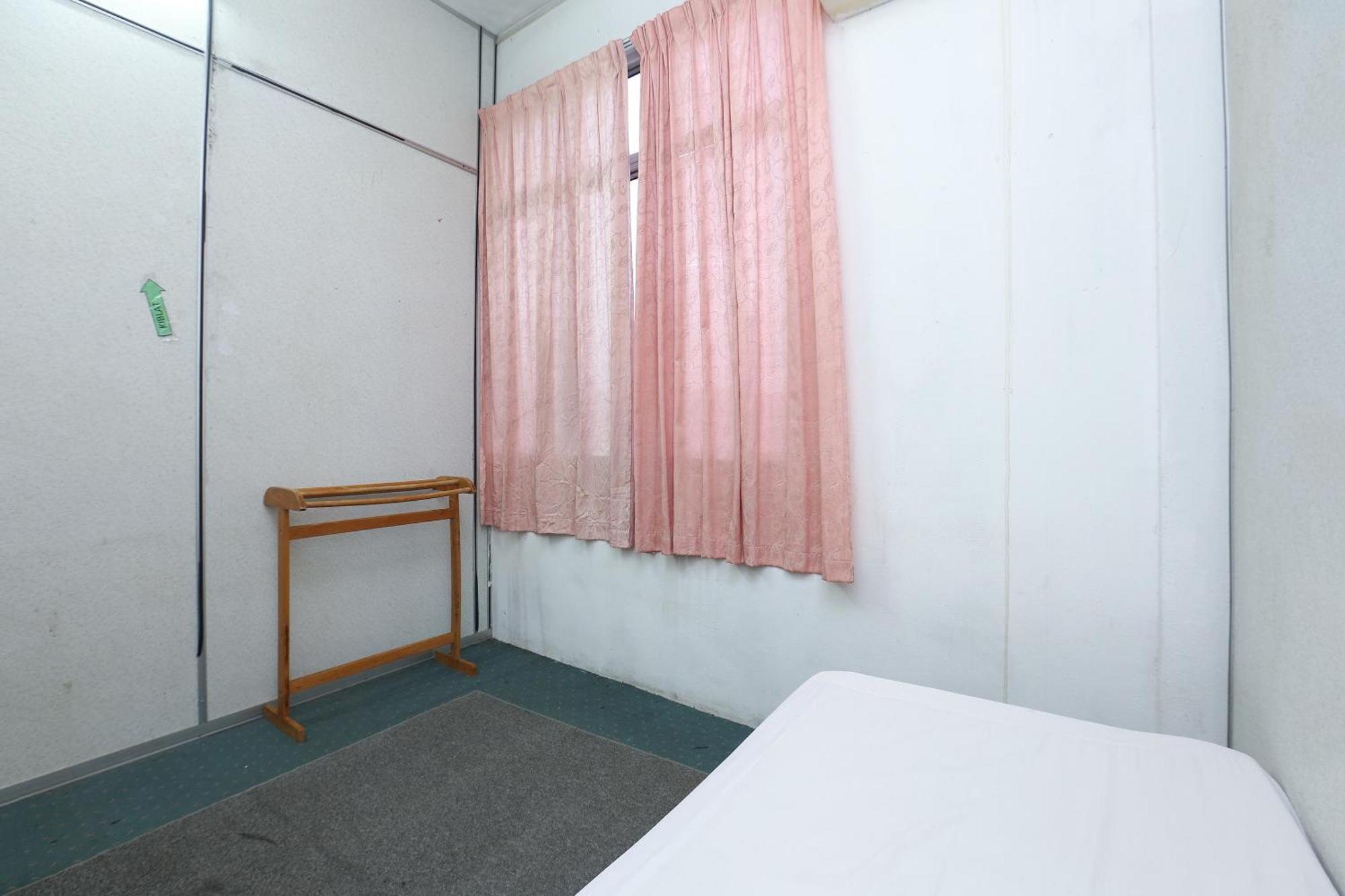 Oyo 89755 D&D Budget Inn Kota Bharu Buitenkant foto