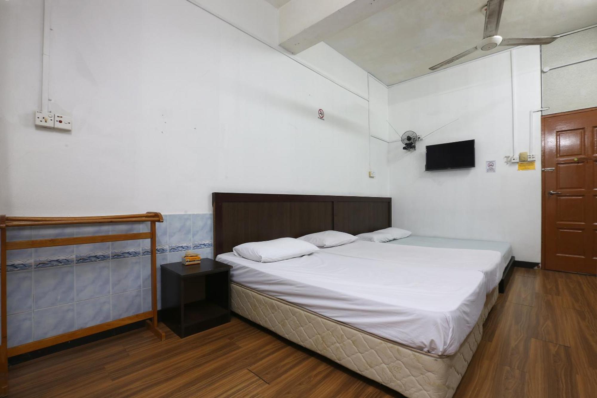 Oyo 89755 D&D Budget Inn Kota Bharu Buitenkant foto